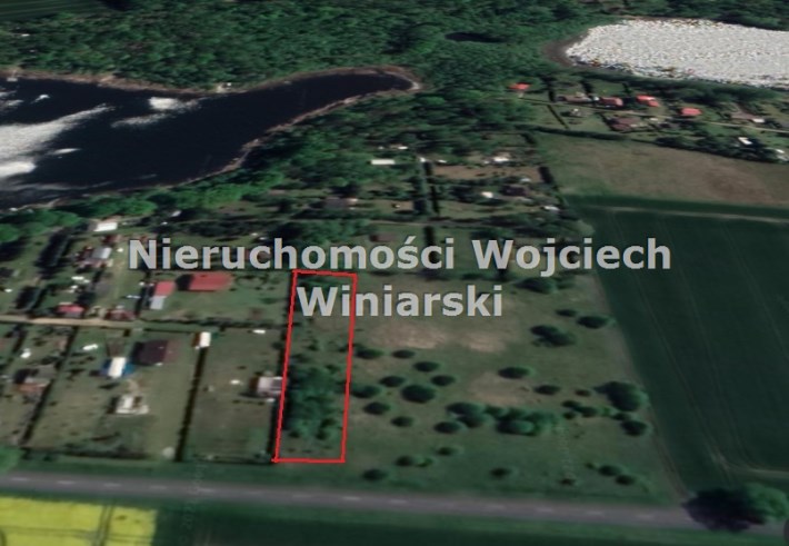 położenie działki Parlino